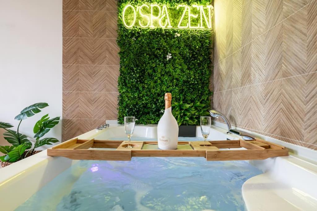 Appartement Spa : O'Spa Zen Jacuzzi-Sauna-Terrasse 이브리쉬르센 외부 사진